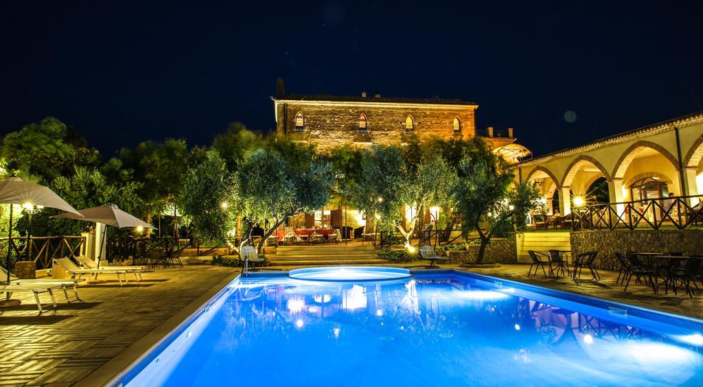 Le Colline Del Gelso-Masseria Mazzei Rossano Exteriér fotografie